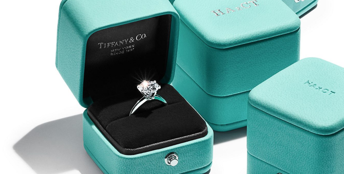 Tiffany & Co. прекращает работу с алмазами из России