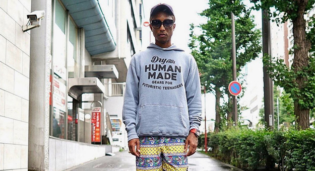 Фаррелл Уильямс выпустил гид по Токио для IGTV