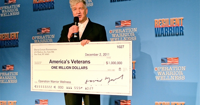 Дэвид Линч жертвует миллион