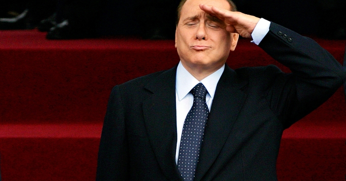 Сильвио Берлускони уходит из политики